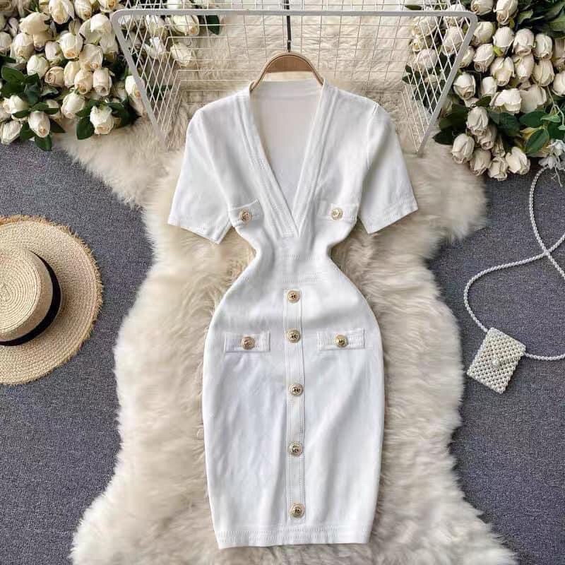 Váy len mỏng cổ chữ V