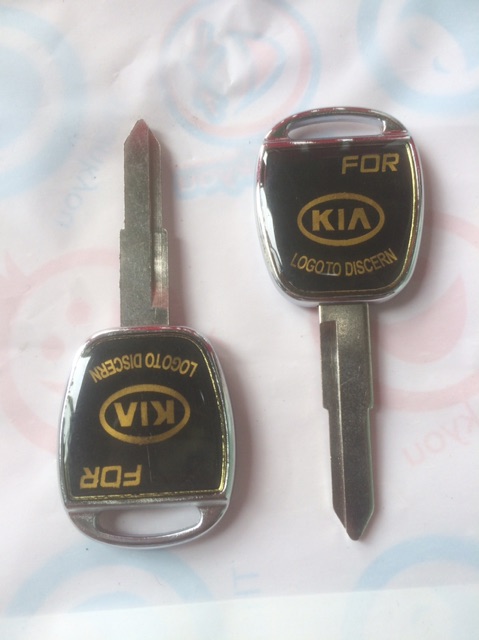 Phôi chìa khoá ô.tô KIA INOX ( rảnh phải )