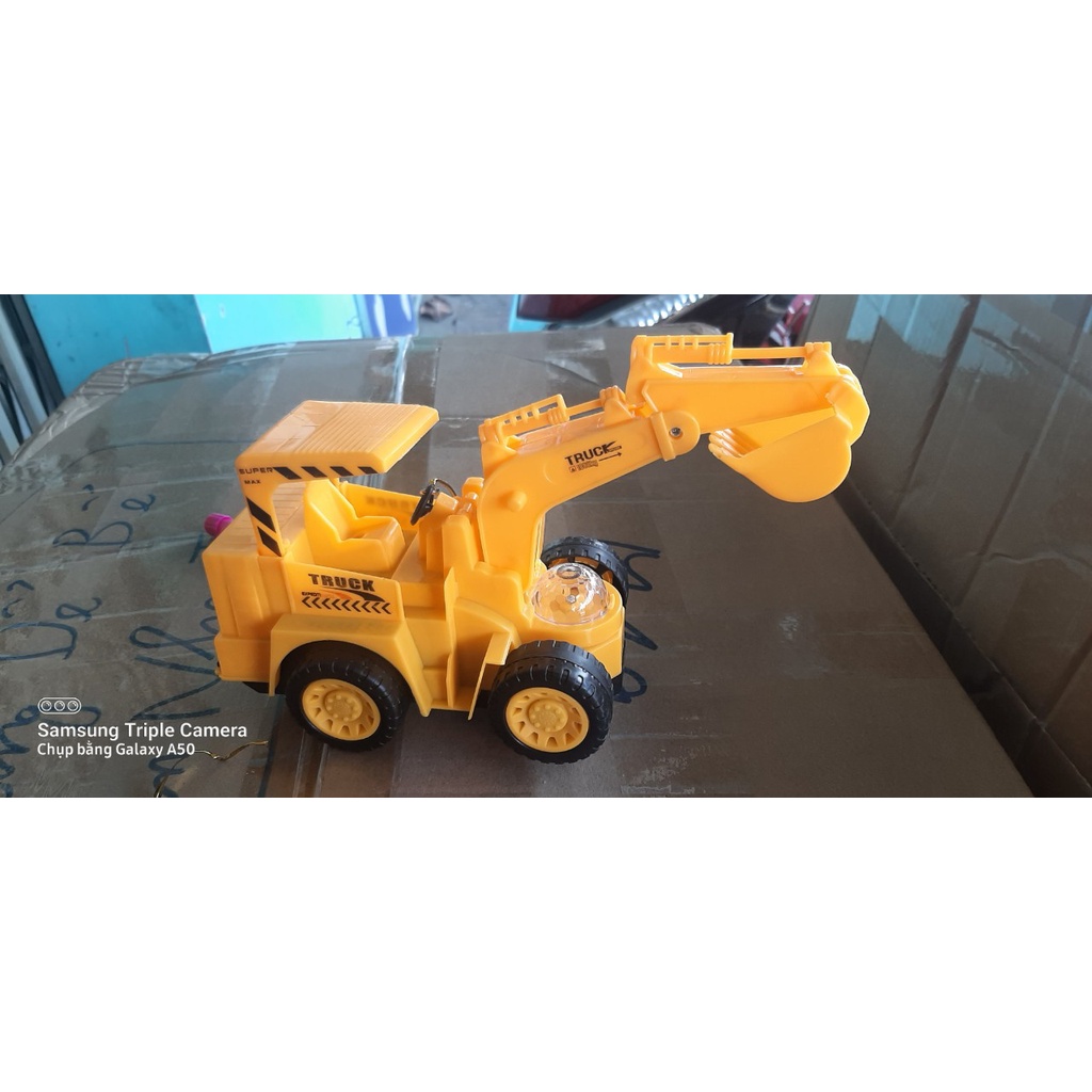 lồng đèn xe ủi dùng pin