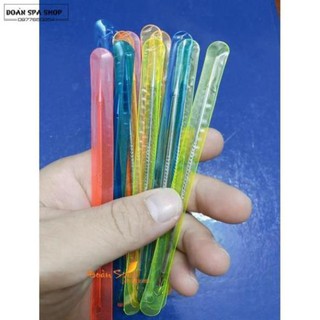 Cây nặn mụn rẻ vỉ 12 cây
