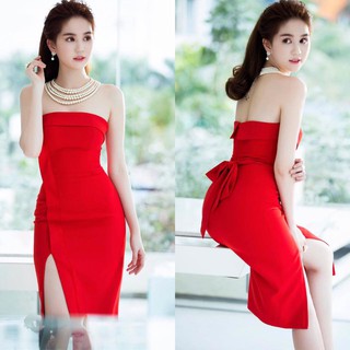 - Đầm body cup đỏ bẻ xẻ tà