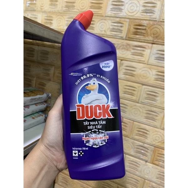 Tẩy nhà tắm Con vịt DUCK 700ml