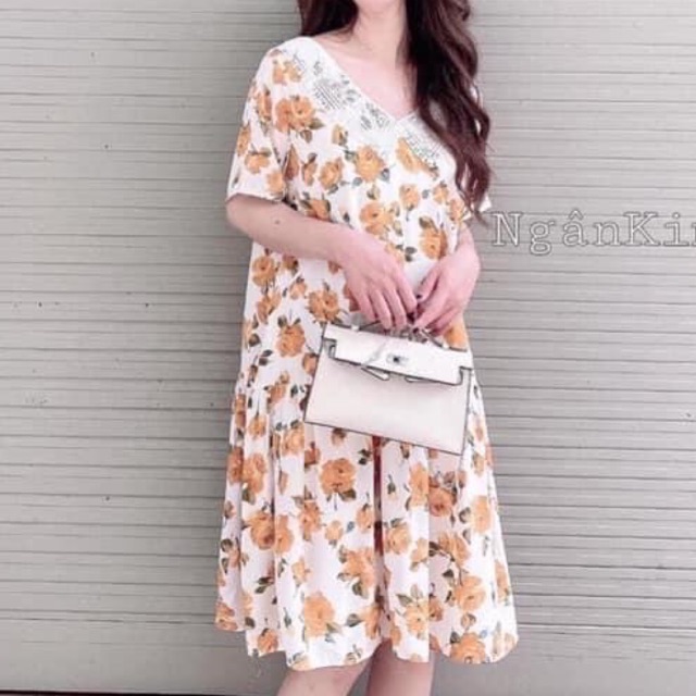 Váy suông đuôi cá cổ ren lưới