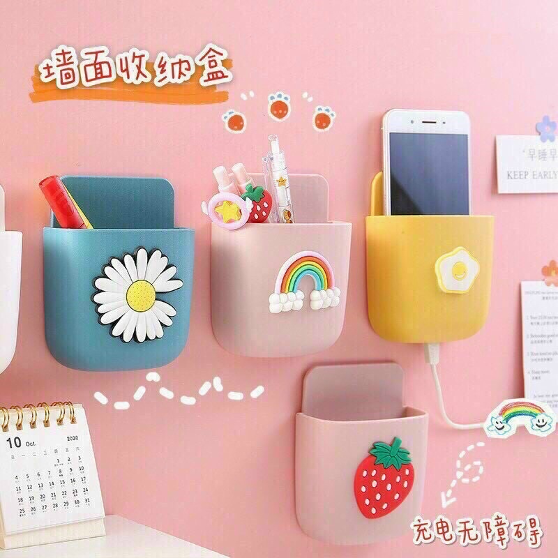 Hộp đựng điều khiển dán tường