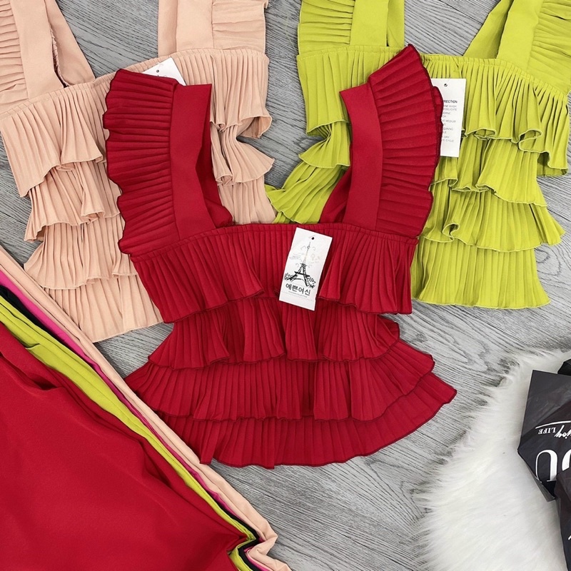 Set Áo Yếm Ống Jeans Nhún Mocking Dáng Xoè + Quần Short Tuyết Nhung