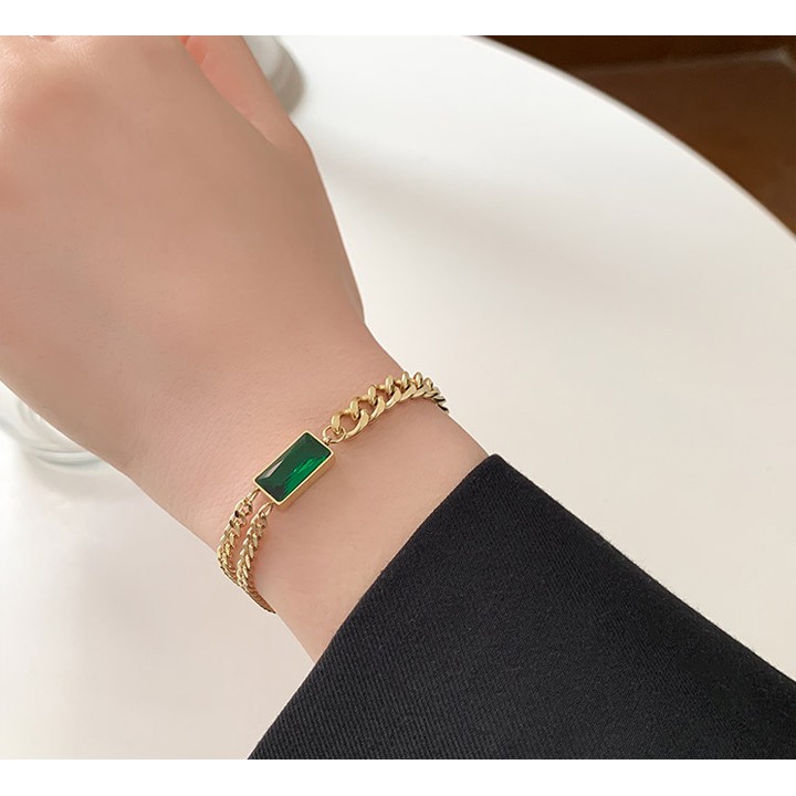Lắc tay nữ titan kiểu xích có mặt đá xanh hình chữ nhật phong cách độc, đẹp, đem lại sự quyến rũ và quý phái