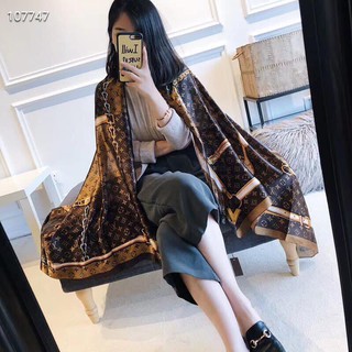 Khăn lụa hiệu LV