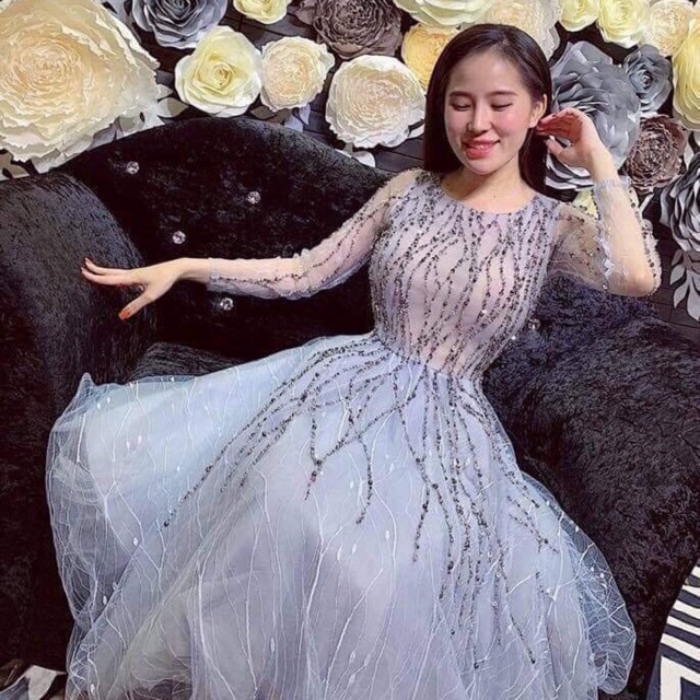 Đầm xoè giọt nước tay dài