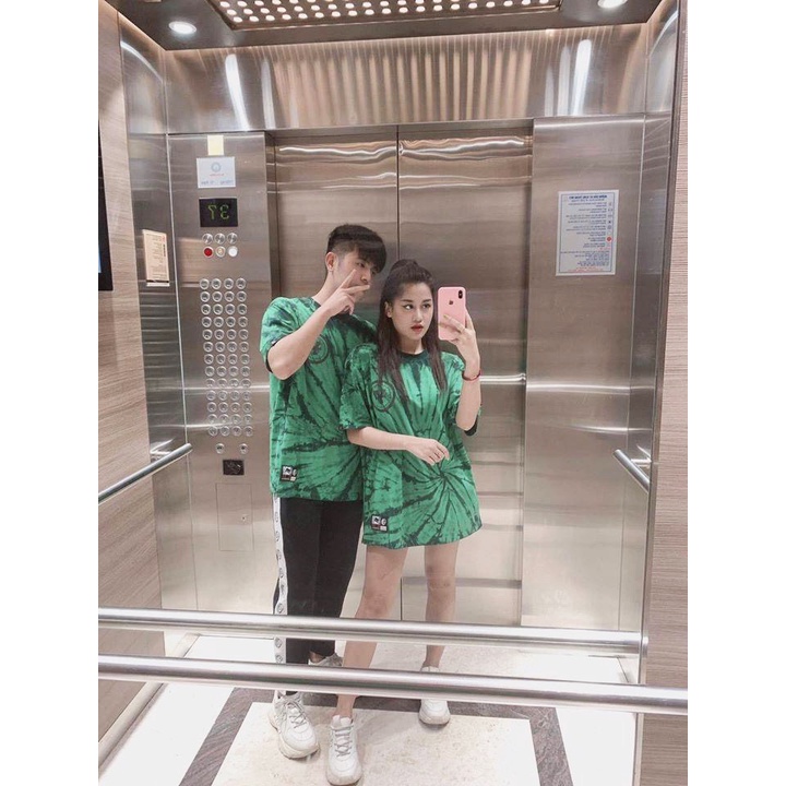 Áo phông tay lỡ dáng rộng unisex loang màu xanh lá cá tính