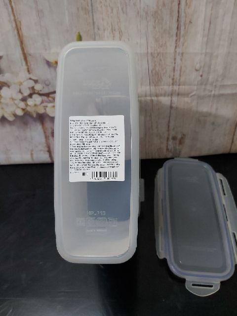 Hộp nhựa bảo quản thực phẩm Lock & Lock HPL713