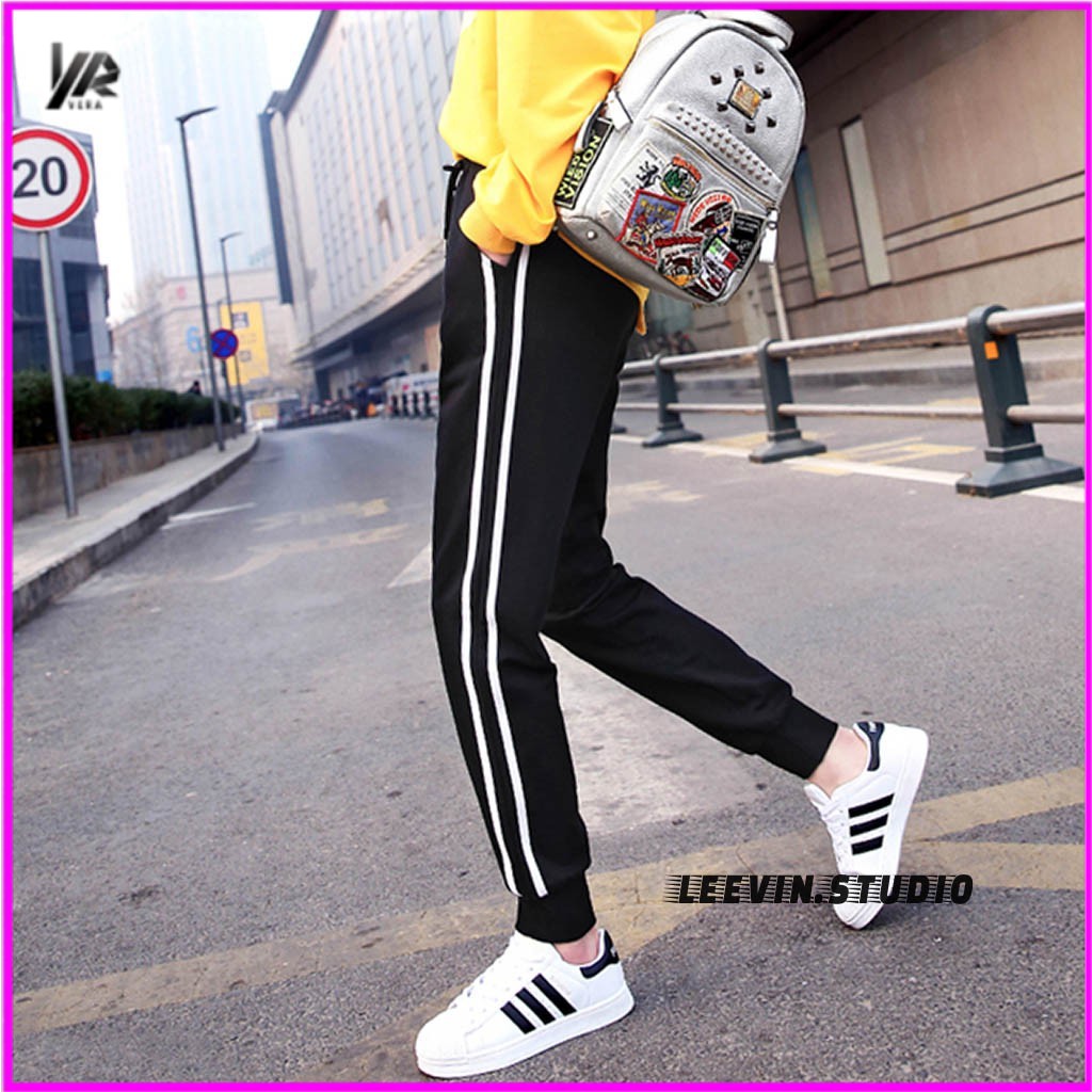Quần JOGGER Nam Nữ 2 Sọc UNISEX - PANTS JOGGER 2 LINE Leevin Store Max Pjnk