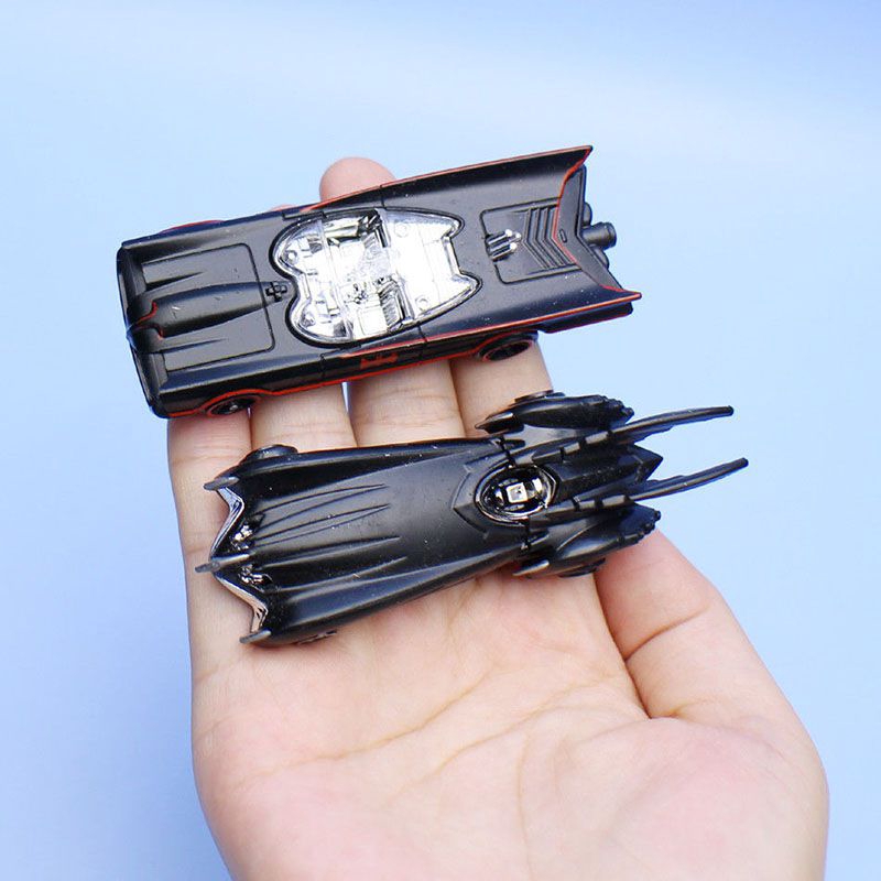 Bộ 7 Mô Hình Xe Batman The Dark Knight Tỉ Lệ 1:64