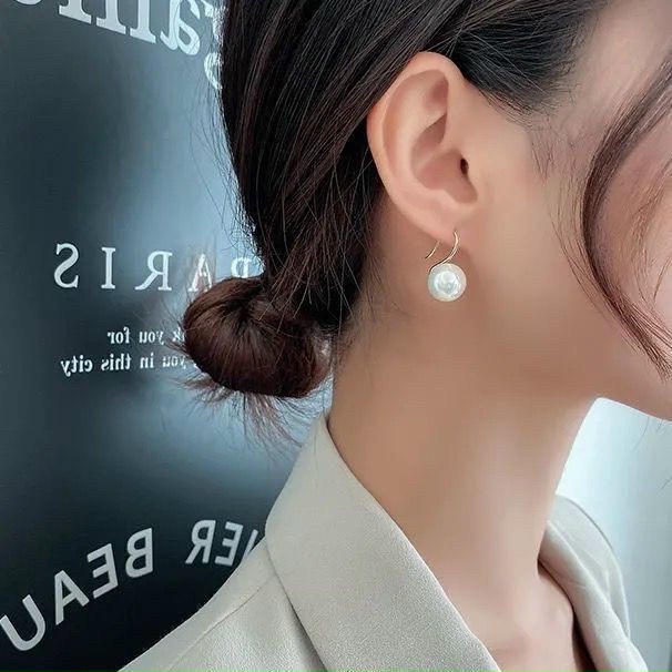 Đôi bông tai thời trang nữ hạt cườm CFO444
