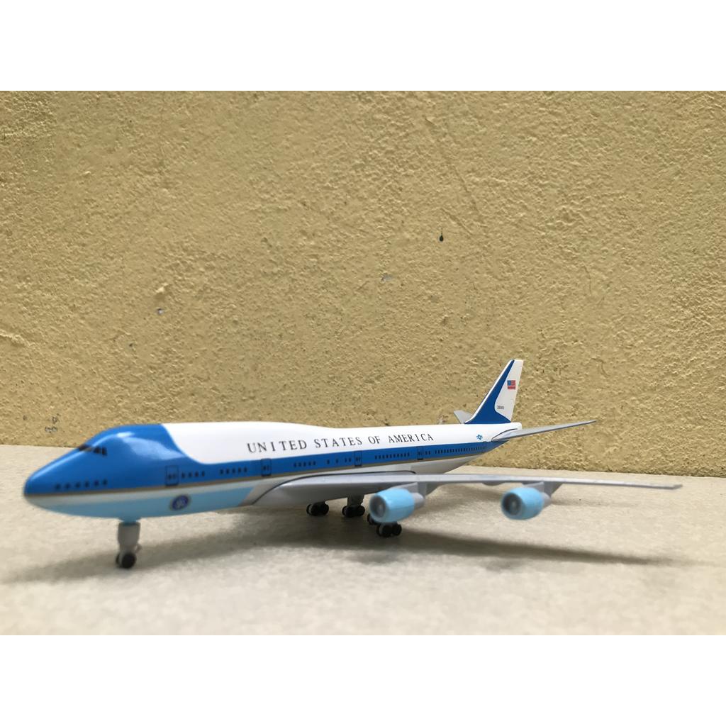 Mô hình máy bay Tổng thống Mỹ Air foce One 1:350