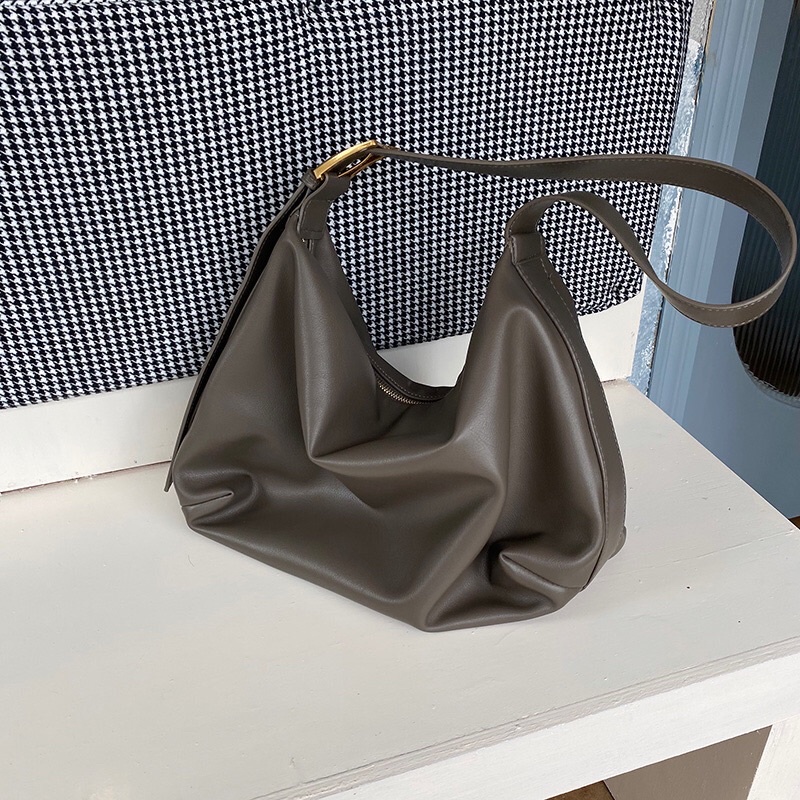 TÚI TOTE DA MỀM BASIC ĐEO CHÉO KÍCH THƯỚC LỚN