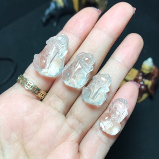 Tỳ hưu thạch anh trắng