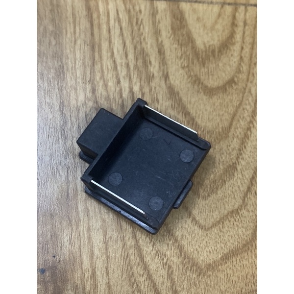 Chân Gài Pin Makita