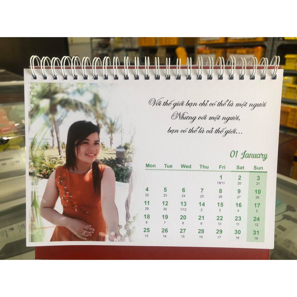 Lịch để bàn in hình theo yêu cầu - 13 tờ giấy gân mỹ thuật cao cấp