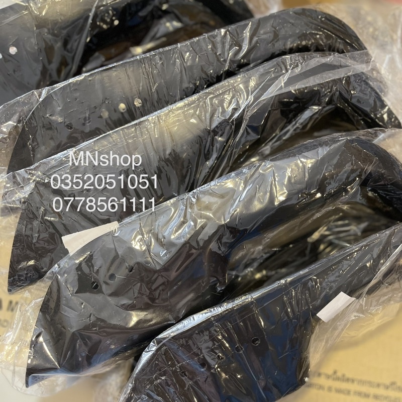 Lượn giữa chaly