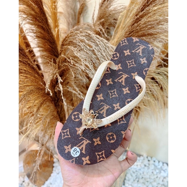 [Hàng Mới Về] DÉP KẸP THÁI CHARM ONG ĐÁ