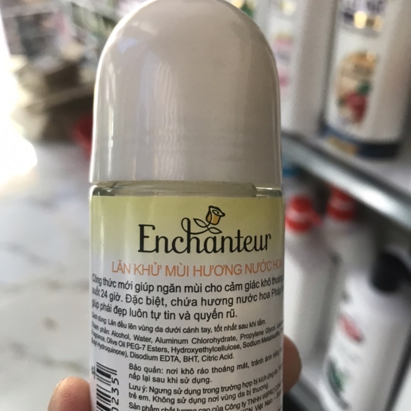 Lăn khử mùi hương nước hoa Enchanteur Deluxe Charming 50ml