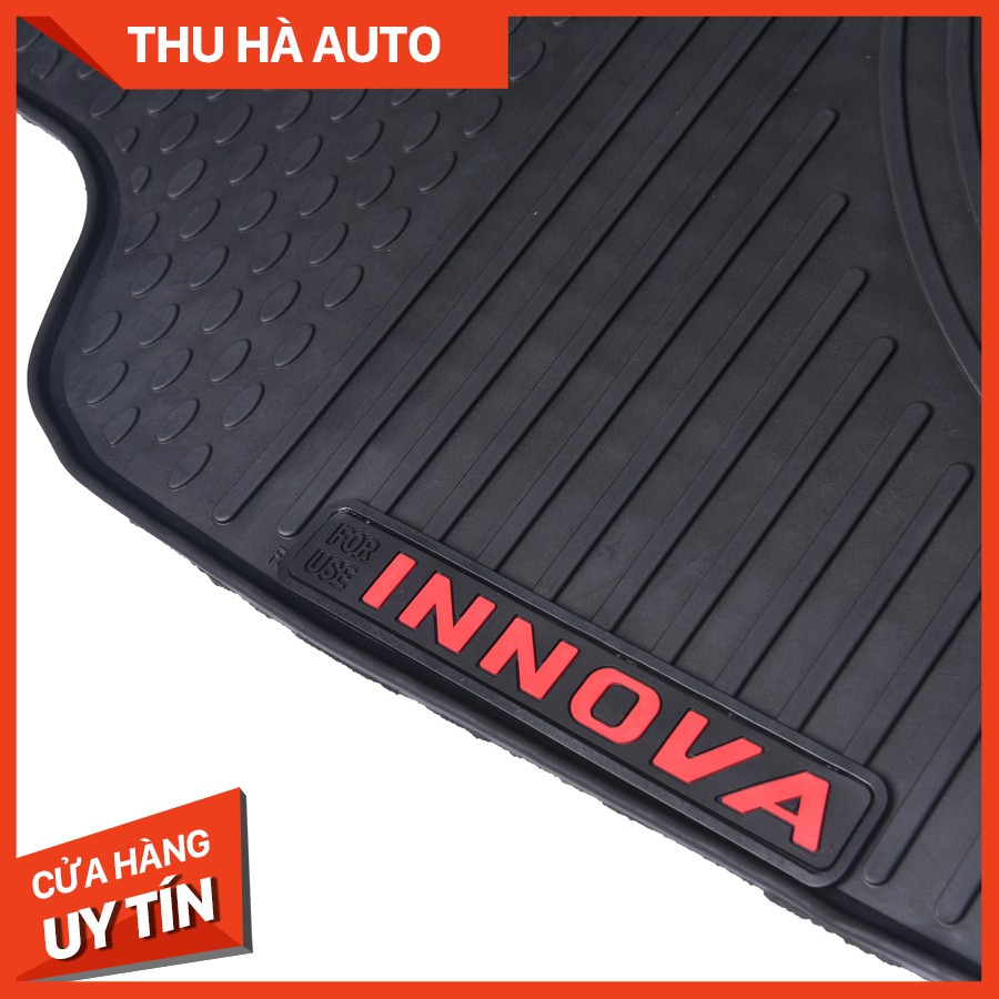 Thảm lót sàn cao su đúc nguyên khối theo xe ô tô 7 chỗ  INNOVA 2013-2019