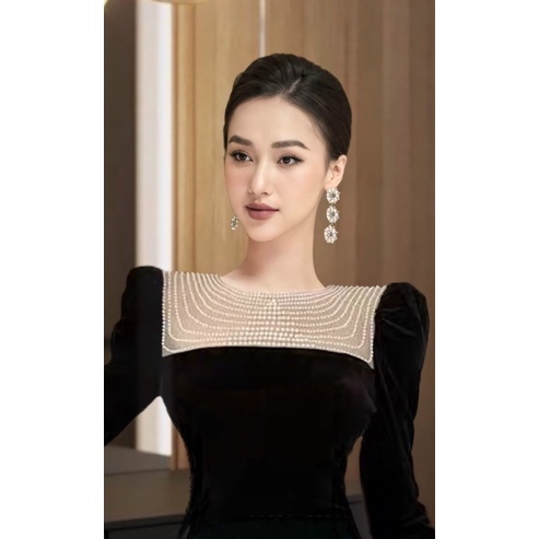 Đầm Nhung đính cườm cổ