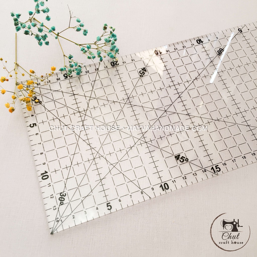 Thước cắt Mika dày 3mm cao cấp 15x30cm dùng cho cắt may