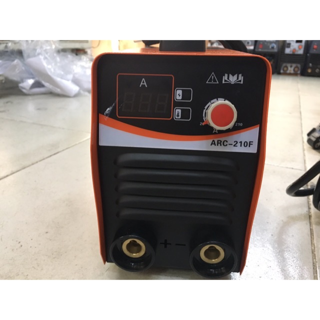 Máy hàn que ARC 210F OKY
