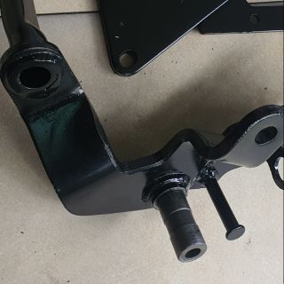 Gác chân trước bên phải sonic
