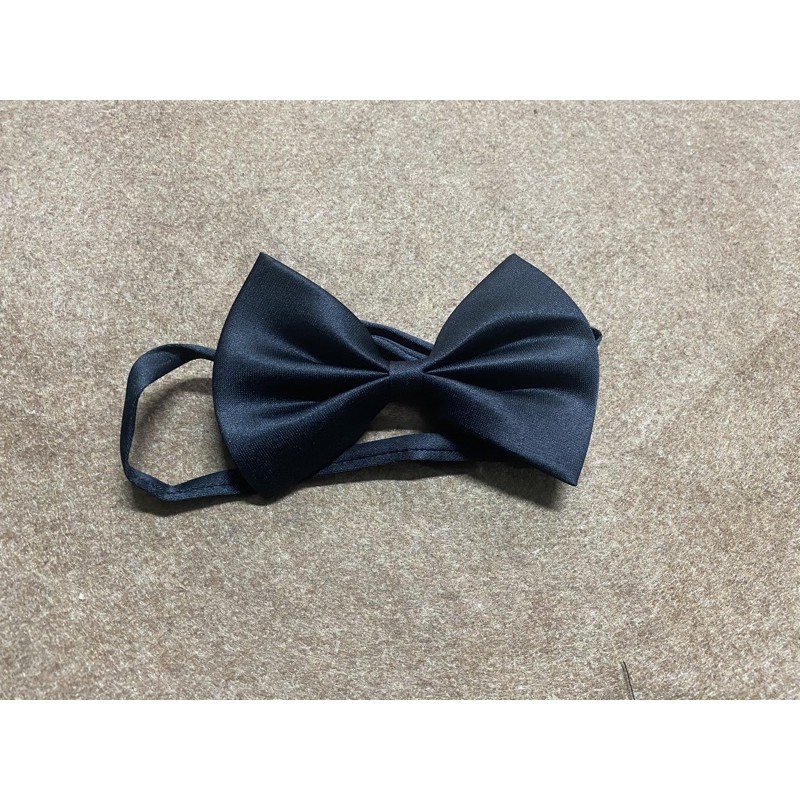 Nơ đeo cổ cho bé trai