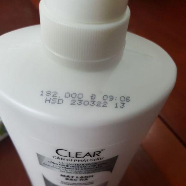 Dầu gội đầu Clear 900g