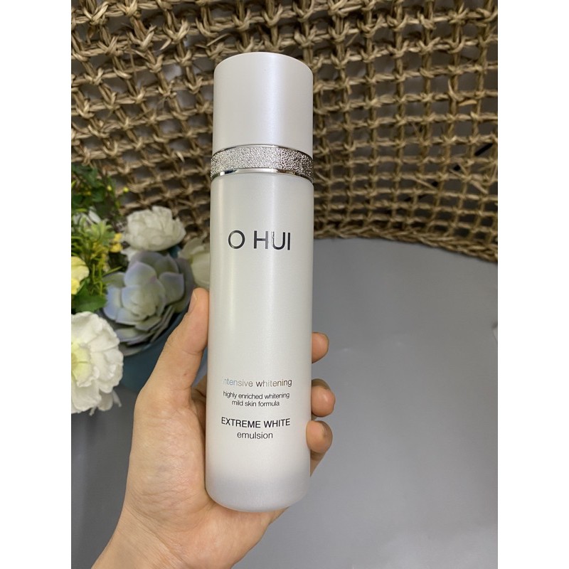 Sữa dưỡng ohui trắng 130ml