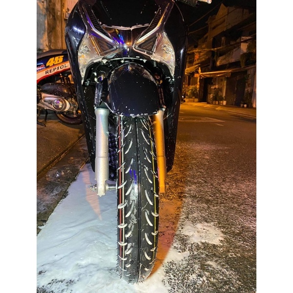 Lốp Bridgestone cho SH 100/80-16 120/80-16