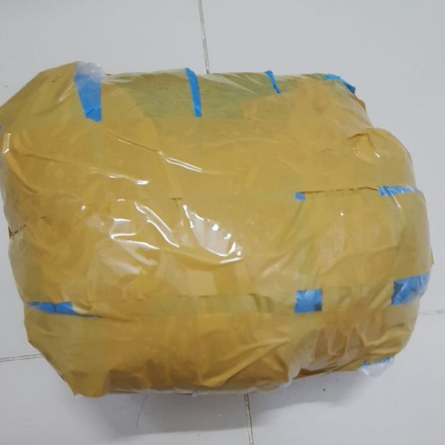 Đầm xinh dạo phố