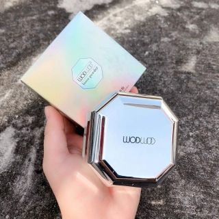 Phấn bắt sáng lục giác wodwod