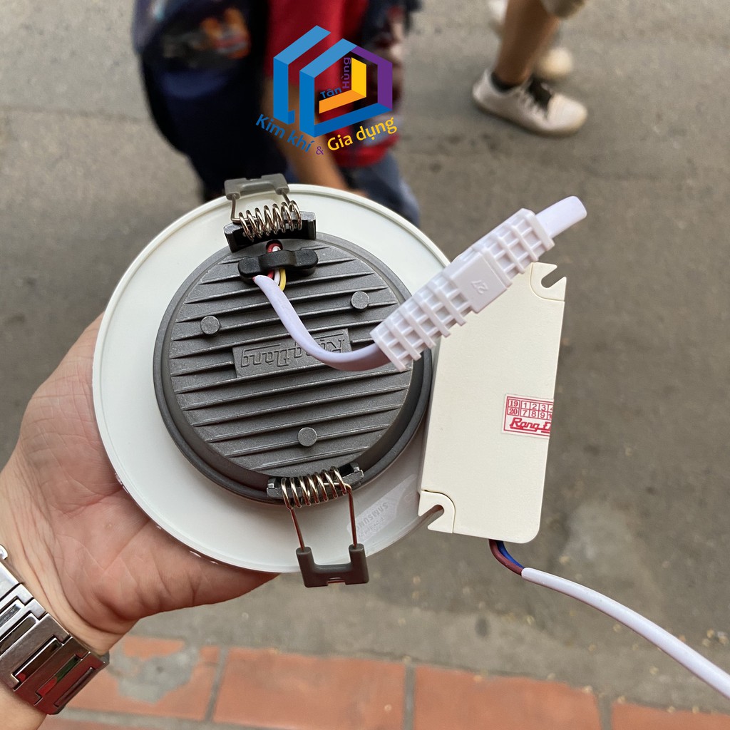 ĐÈN LED ÂM TRẦN DOWNLIGHT ĐỔI 3 MÀU 7W RẠNG ĐÔNG CAO CẤP