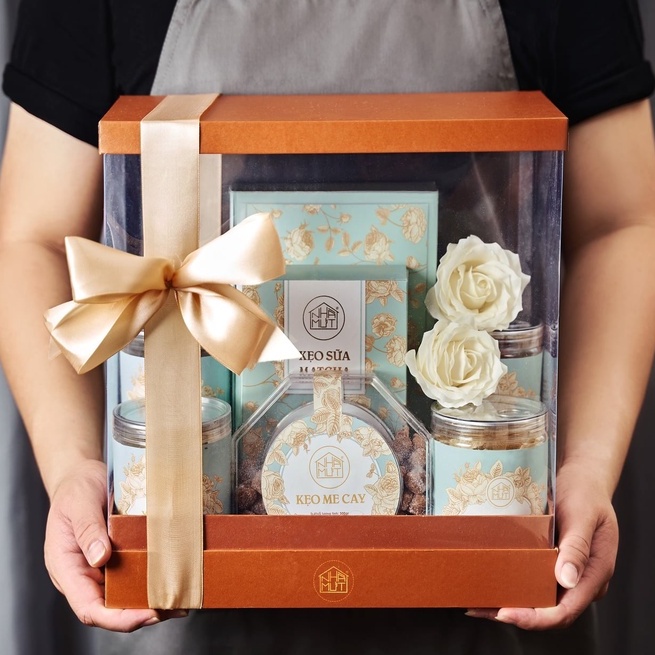 Giỏ Qùa Tết Cao Cấp Hộp Mứt Tết Nhà Mứt