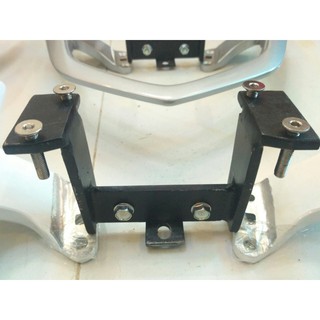 Pát dùng để lắp cảng Novou, tay dắt cho Yamaha NVX