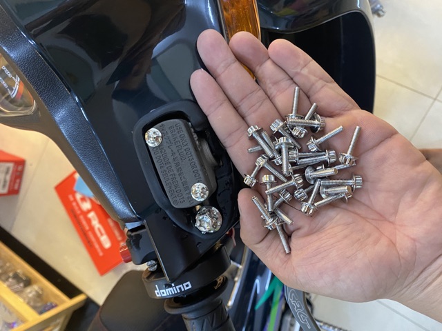 Ốc Inox salaya 4ly-5ly