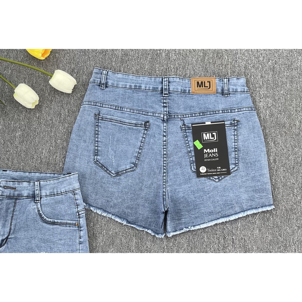 Quần short jean nữ BigSize lưng cao trên rốn, co dãn mạnh, tua lai, màu xanh nhạt rách kiểu dành cho người mập 3451 MLJ