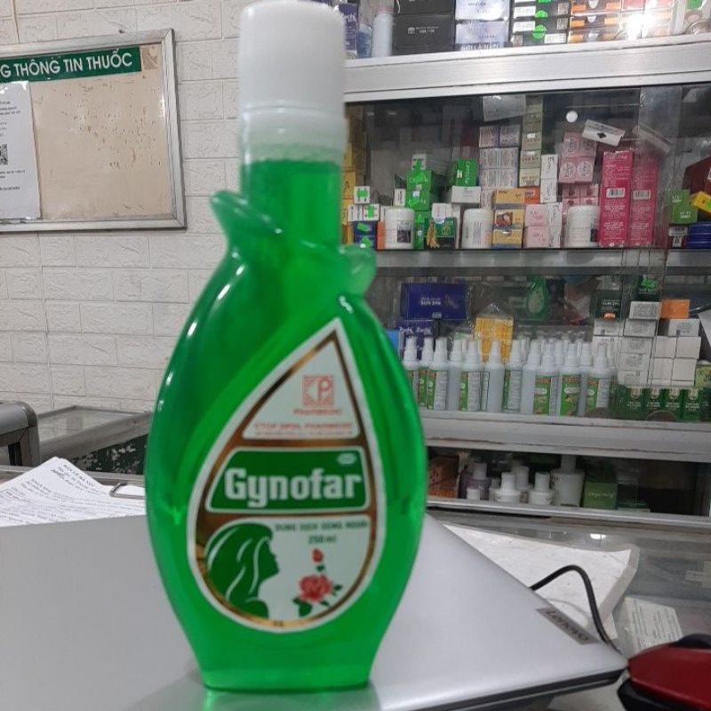 dung dịch vệ sinh phụ nữ Gynofa chai 250ml