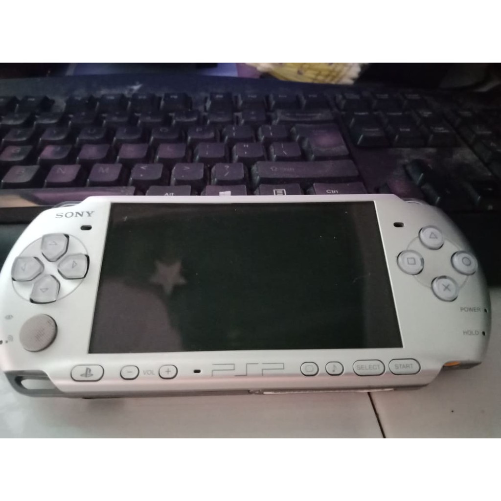 PSP 3000 Hack PSP/PS1/GBA/NES/SNES/GAME THÙNG) + Thẻ 32g Full game