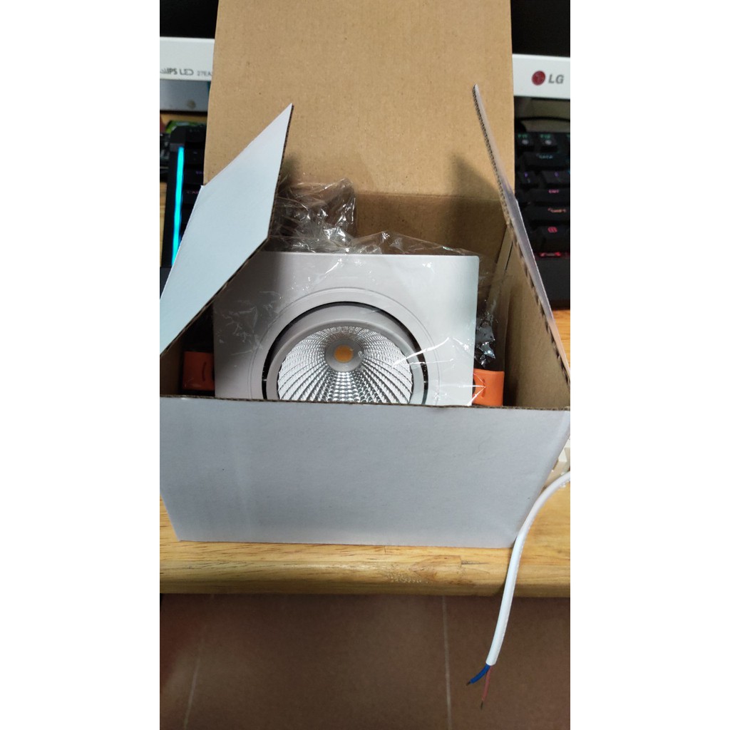 Đèn âm trần mặt vuông. hình chữ nhật, âm trần đôi ( Bảo hành 2 năm. Cho phép trả hàng hoàn tiền nếu không ưng sản phẩm)