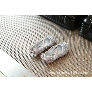 Giầy bupbe bé gái