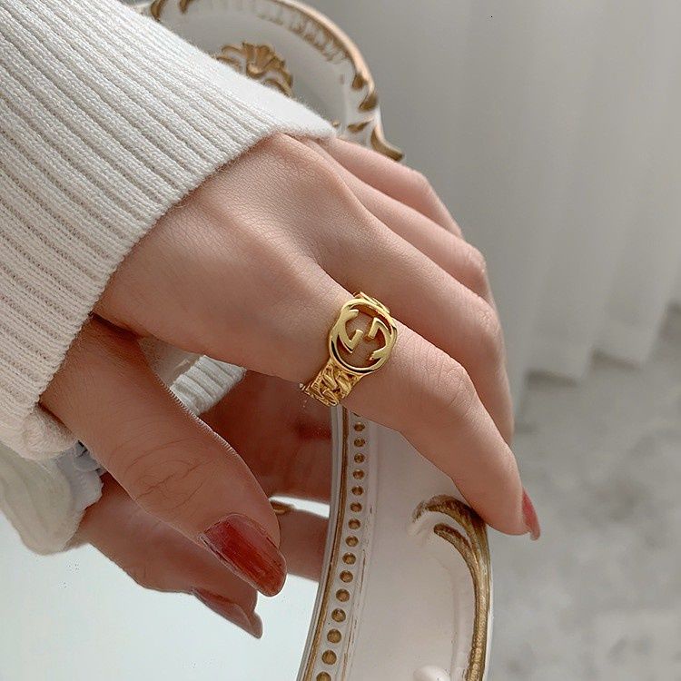 Nhẫn thời trang khắc chữ cá tính phong cách retro