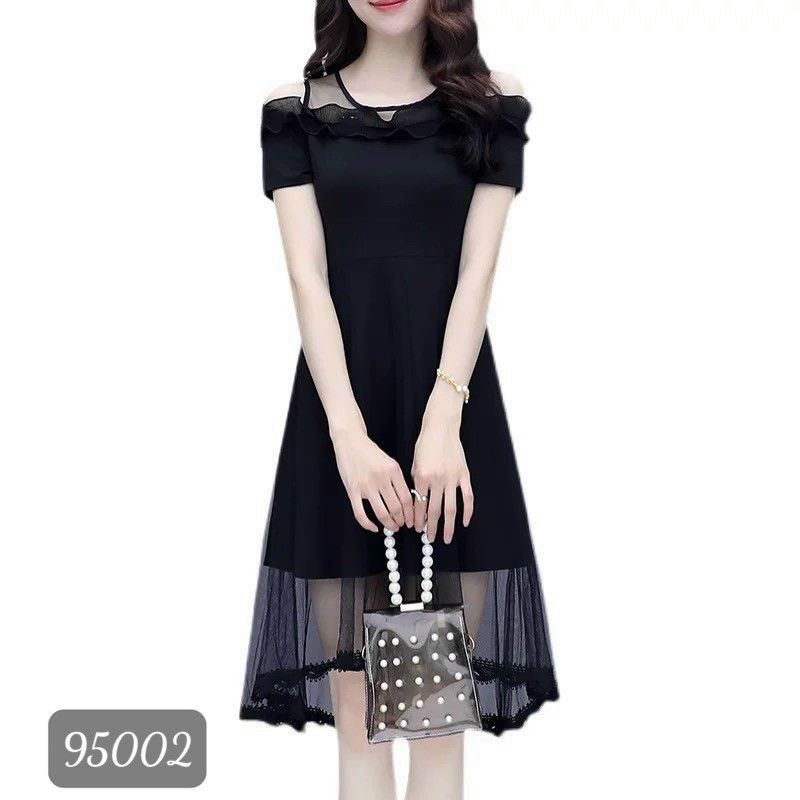 Mẫu Mới 🌺free ship🌺 đầm trễ vai phối lươi tay bèo xinh lắm ạ có size 40_71kg