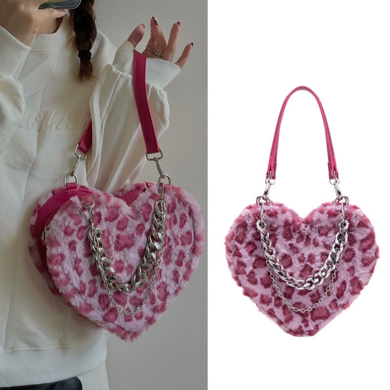 Túi xách đeo chéo nữ hình trái tim sọc caro tặng kèm dây xích thời trang,Túi da beo phong cách Mai Âm Nhạc