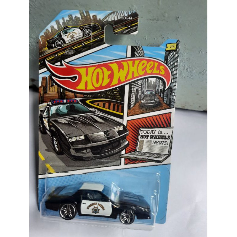 Xe Hotwheels 1985 camaro police ,hàng hiếm rẻ