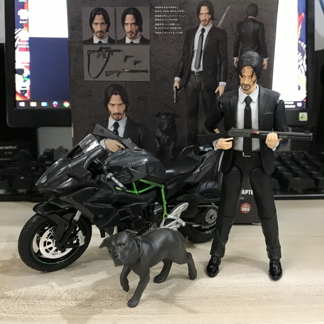 Mô hình Action figure MAFEX 085 nhân vật John Wick